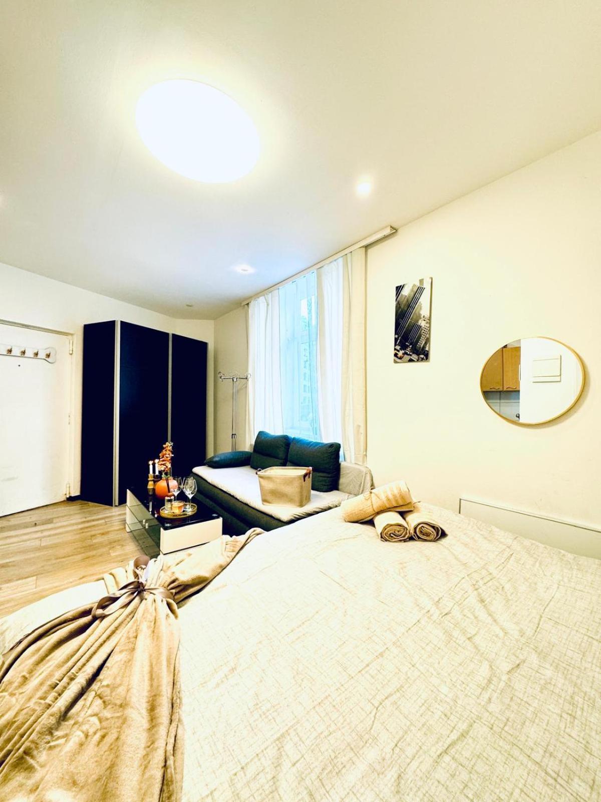 Central King Studio - 10 Mins Walk From Downtown Viyana Dış mekan fotoğraf